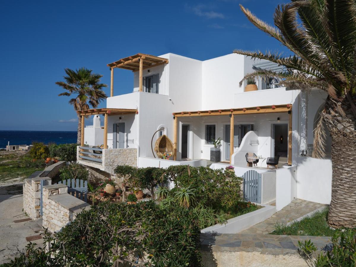 Ariti Seaside Residence Науса Экстерьер фото